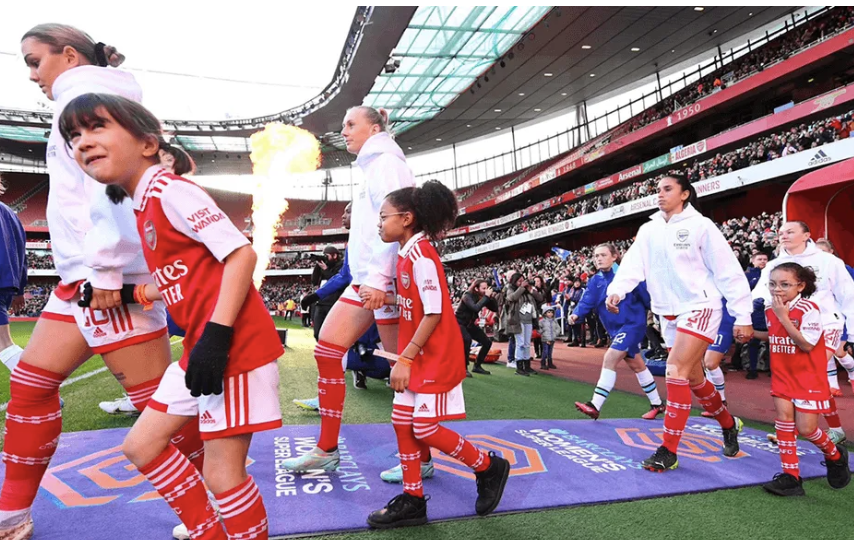 Barnet Panthers Players To Mascot Arsenal Match